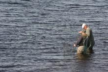 Preparing the net © NPAP/Shane Harris Preparing the net © NPAP/Shane Harris