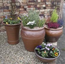Elegant handmade pots © Errington Reay Ltd Elegant handmade pots © Errington Reay Ltd